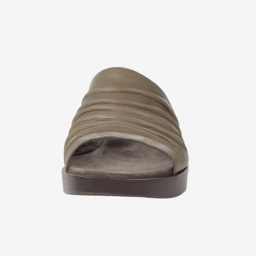 Munro Kala Vintage Khaki Tumbled Leather slip on sandals Sz 10 1/2 W new